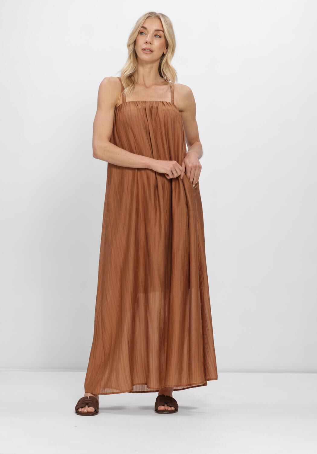 CO'COUTURE Robe maxi REGGIECC STRAP DRESS en marron - large