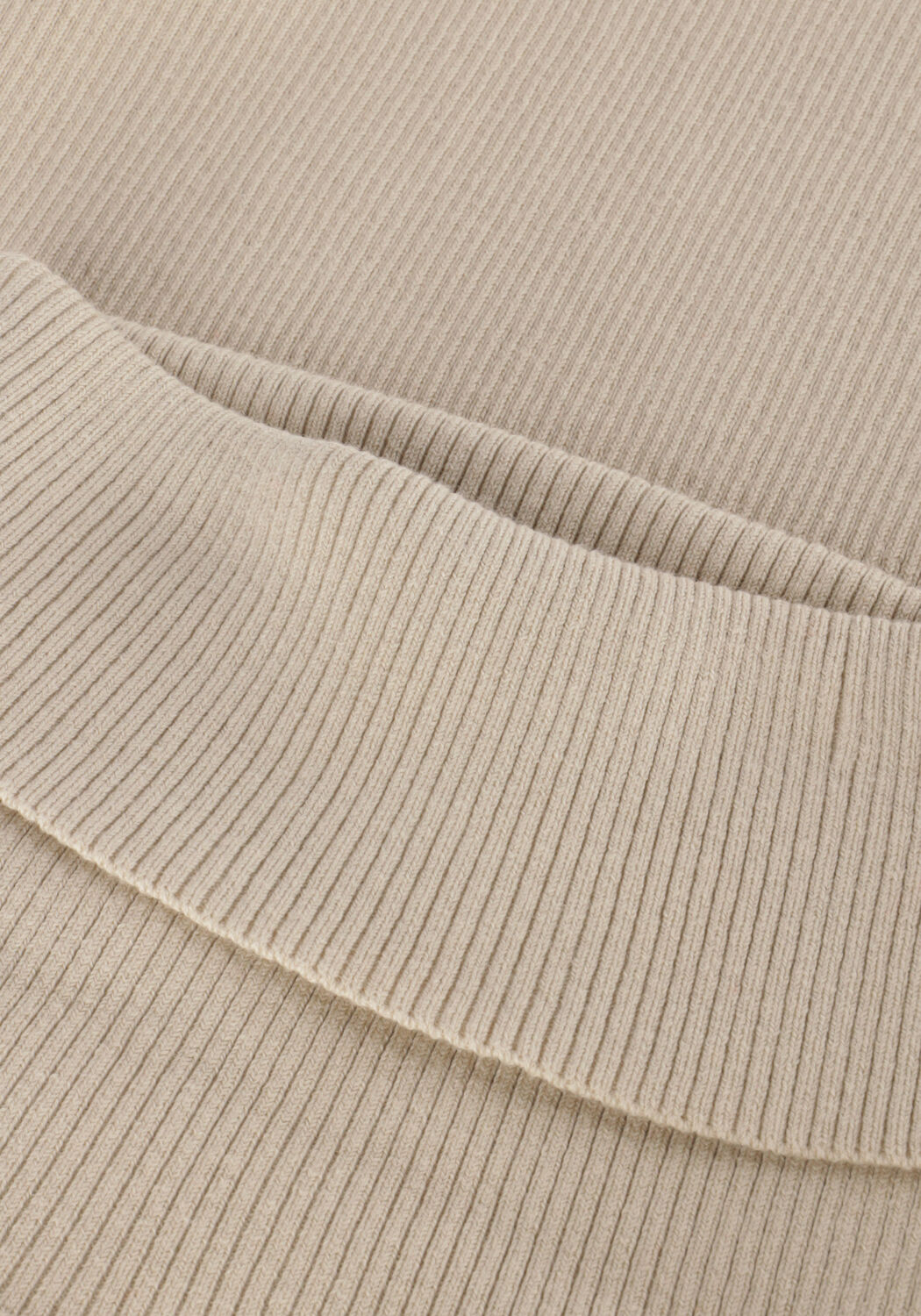 CALVIN KLEIN Col roul&eacute; WOVEN LABEL ROLL NECK SWEATER en beige - large