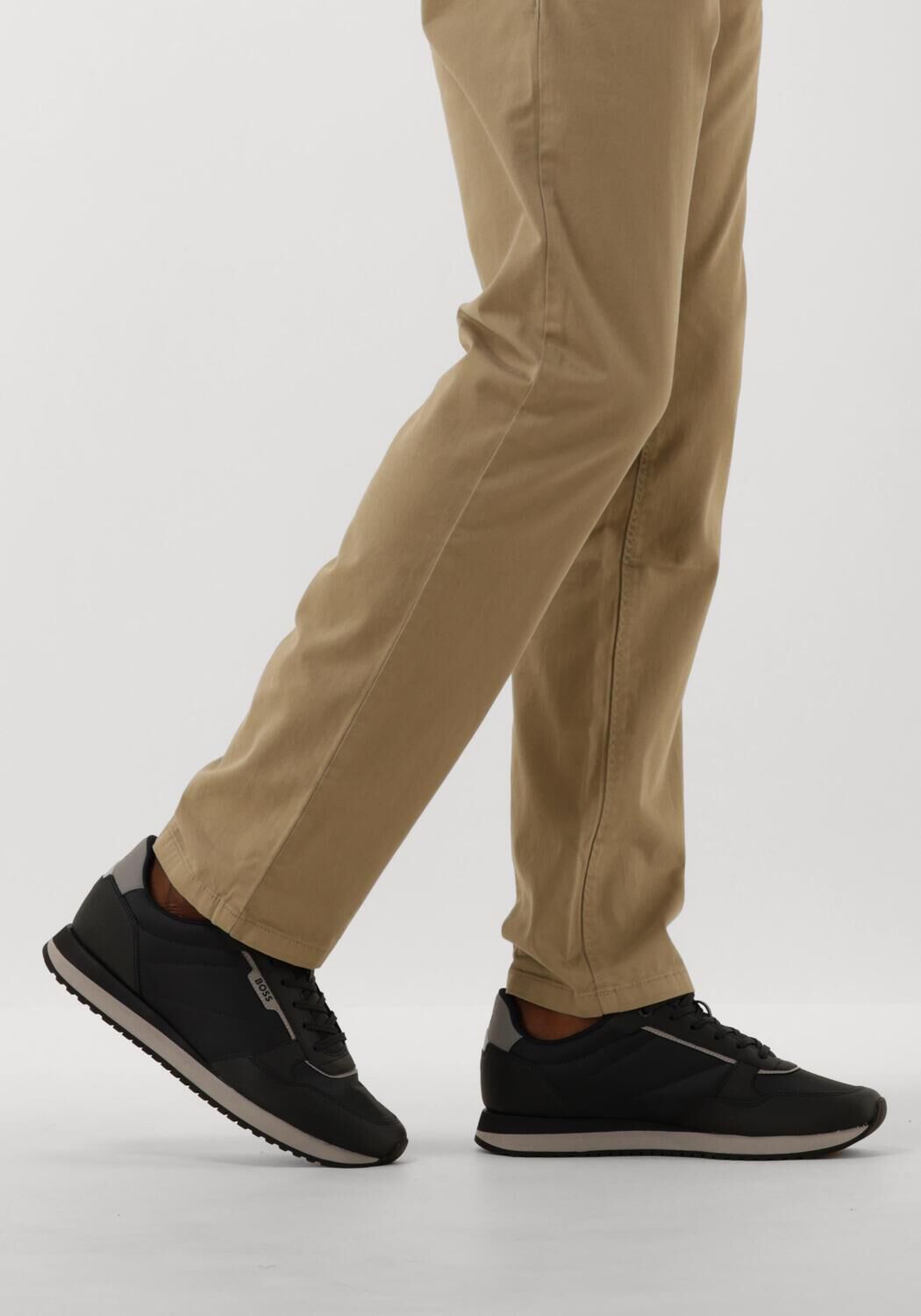 BOSS Baskets basses KAI RUNN en bleu - large