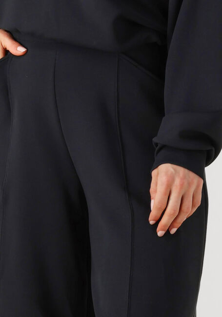 PENN & INK Pantalon large TROUSERS W25T1197 en noir - large