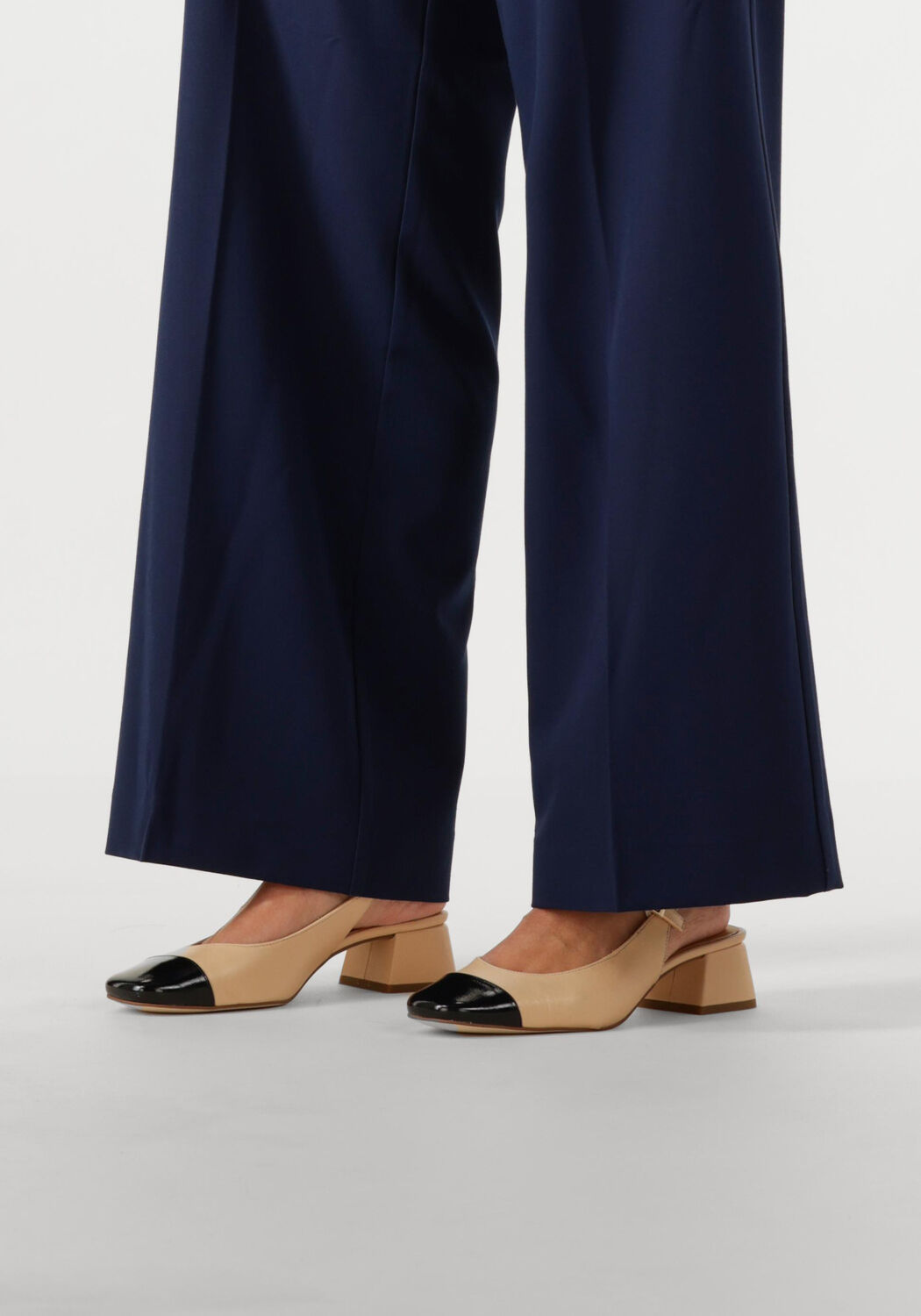 Beige CTWLK  ALBANIA - large