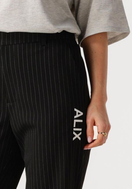 ALIX THE LABEL Pantalon LADIES WOVEN RELAXED MIXED SUIT PANTS en noir - large