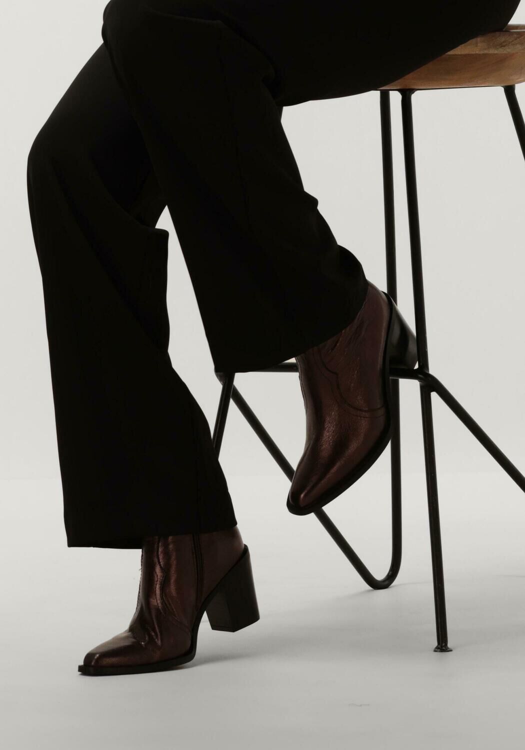 NOTRE-V Santiags AR212 en bronze - large