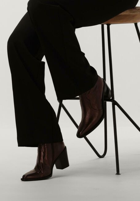 NOTRE-V AR212 NOTRE-V AR212 - large