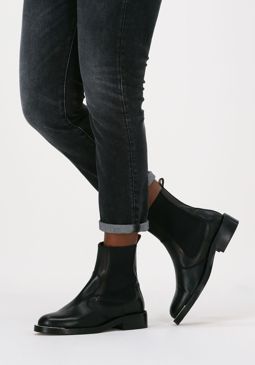 TORAL Bottines chelsea 12766 en noir Omoda