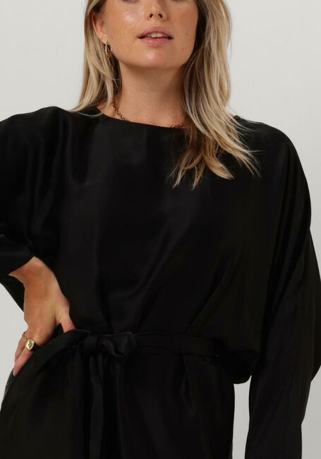 DRYKORN Mini robe RURIKA en noir - large