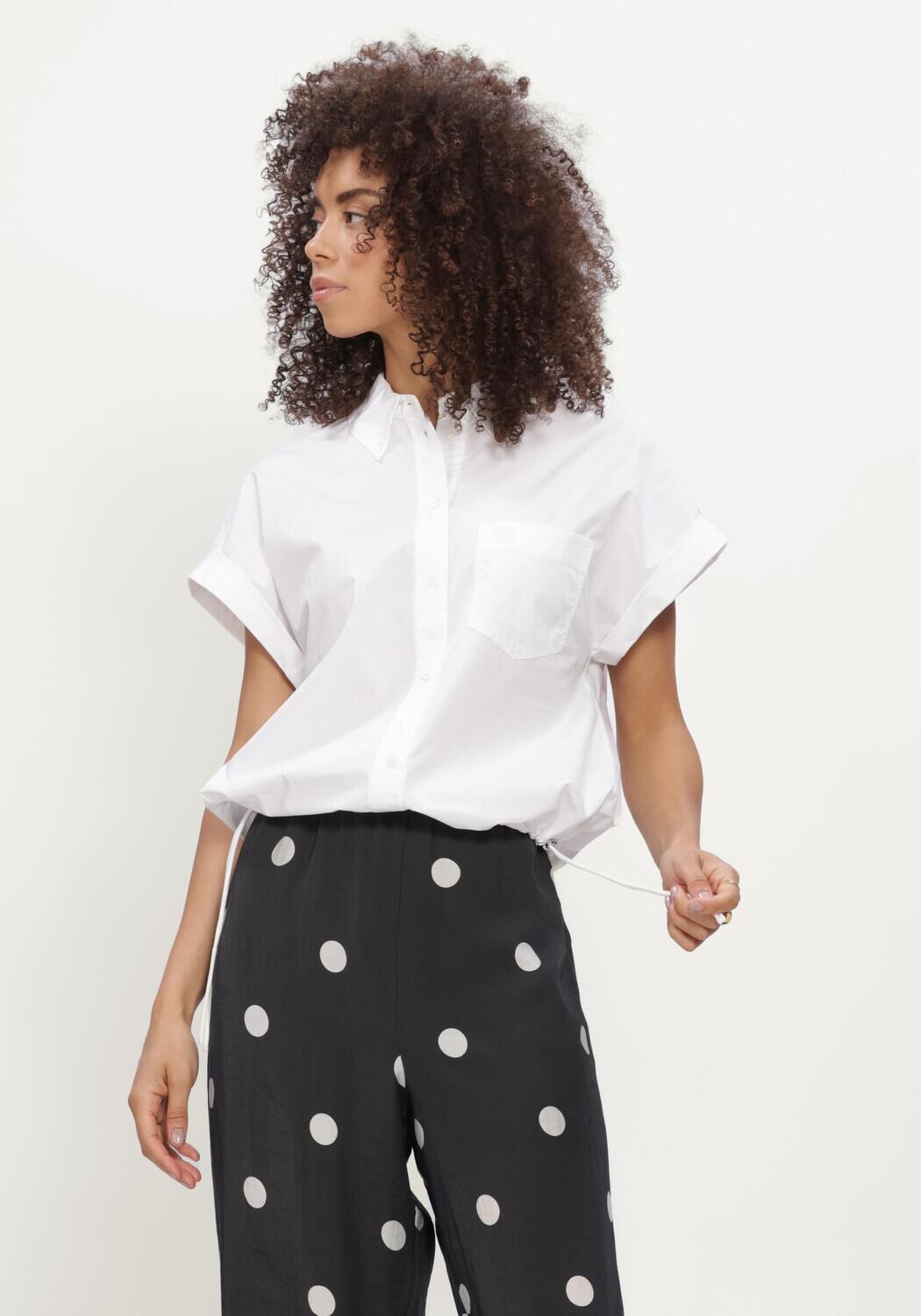 DANTE6 ECLAT CAP-SLEEVE BUTTON DOWN SHIRT Blouses en blanc