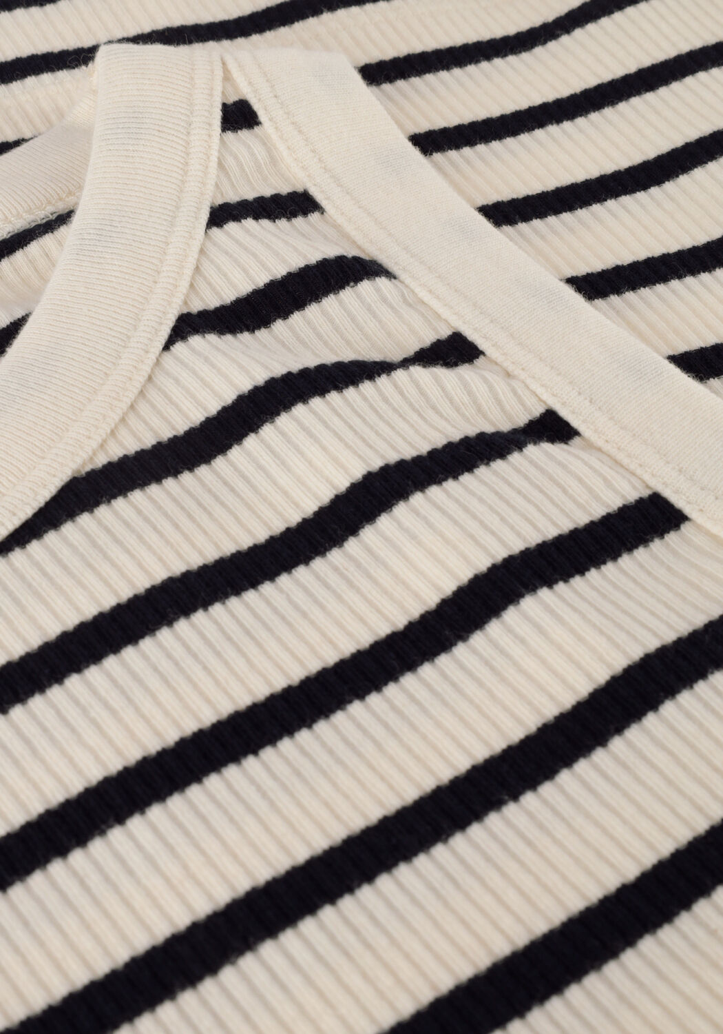 PENN & INK Haut S23F1228 en bleu - large