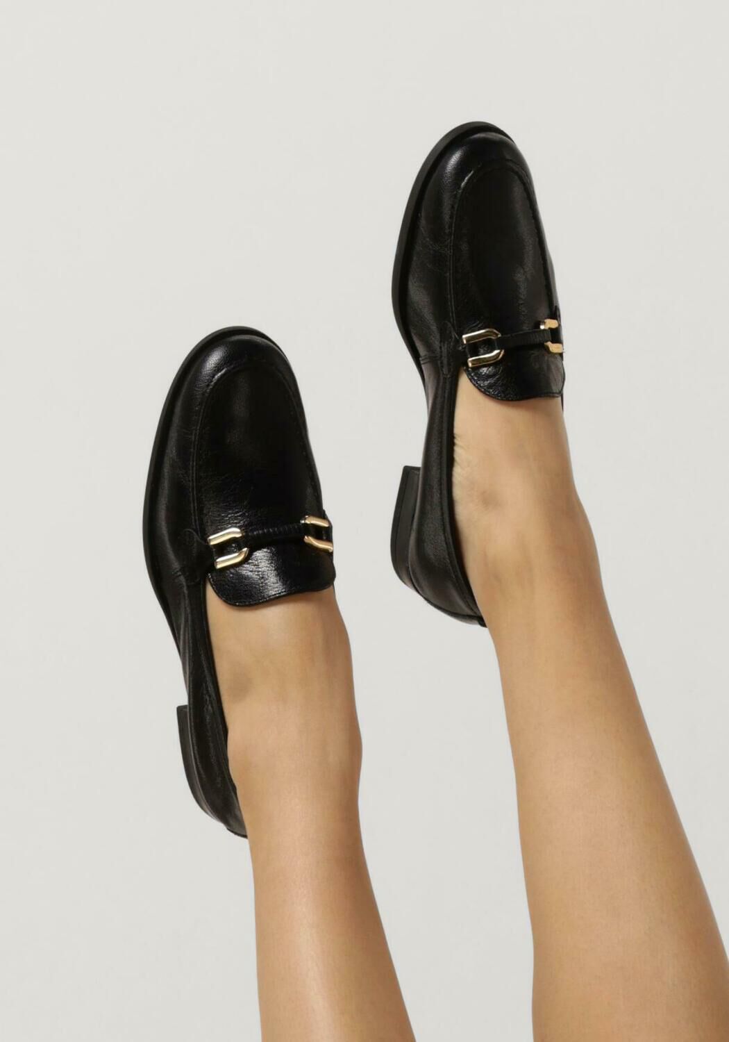 UNISA DANERI Loafers en noir - large