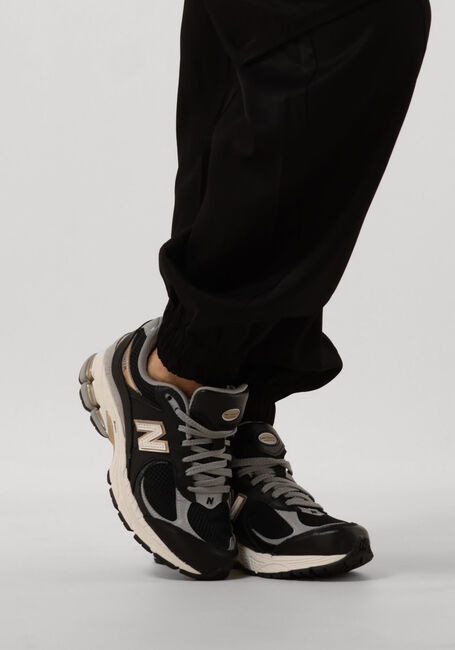 Zwarte NEW BALANCE Sneakers M2002 D Zwarte NEW BALANCE Sneakers M2002 D - large