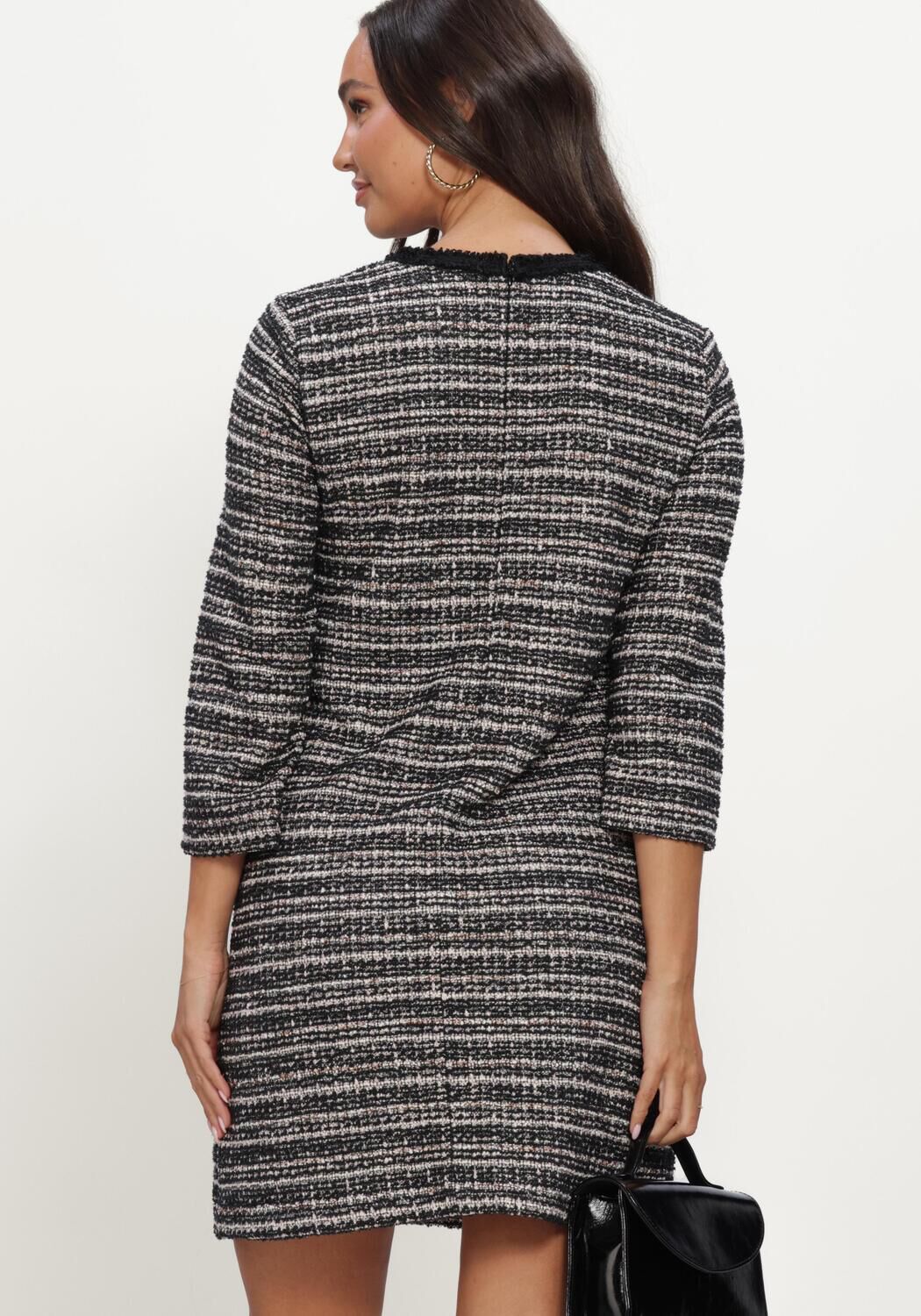 ANA ALCAZAR Mini robe DRESS POCKET en noir - large
