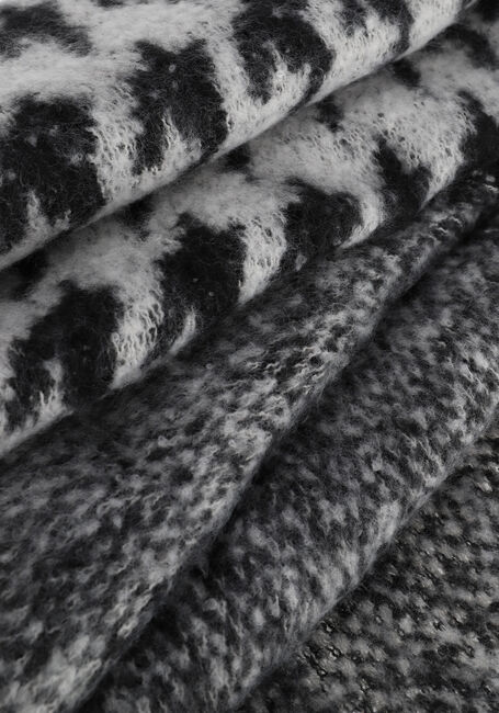 Zwarte YEHWANG Sjaal WINTER WONDER - large