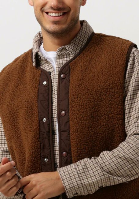 FORÉT Veste sans manches AURA SHERPA FLEECE VEST en marron - large