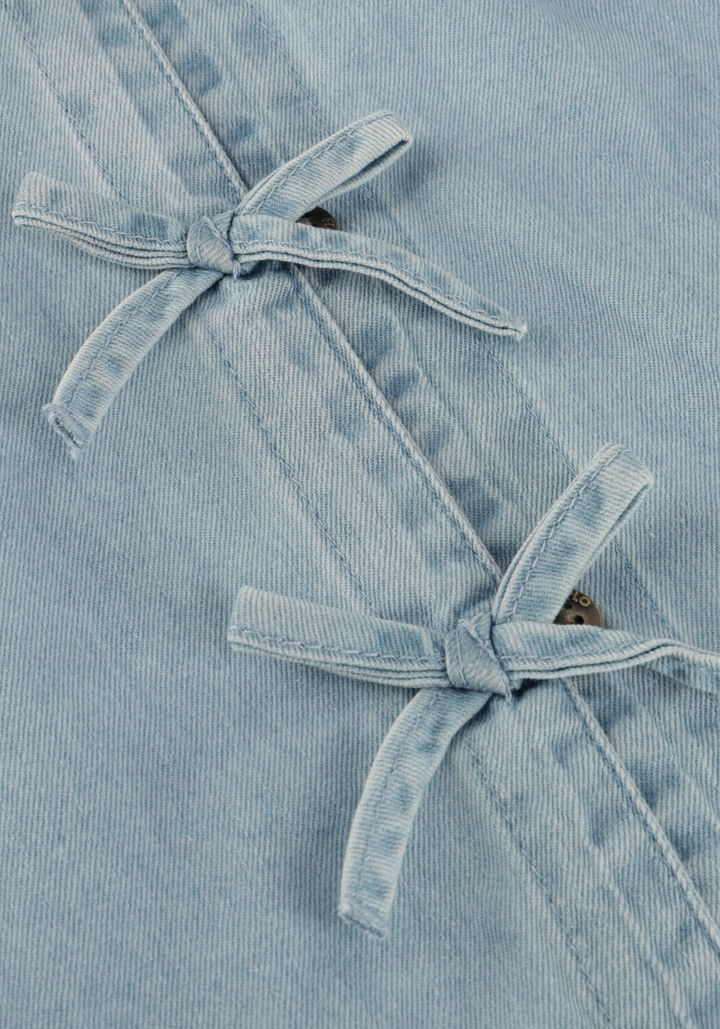 Lichtblauwe LIKE FLO  CHEI FLO CHAMBREY BLOUSE - large