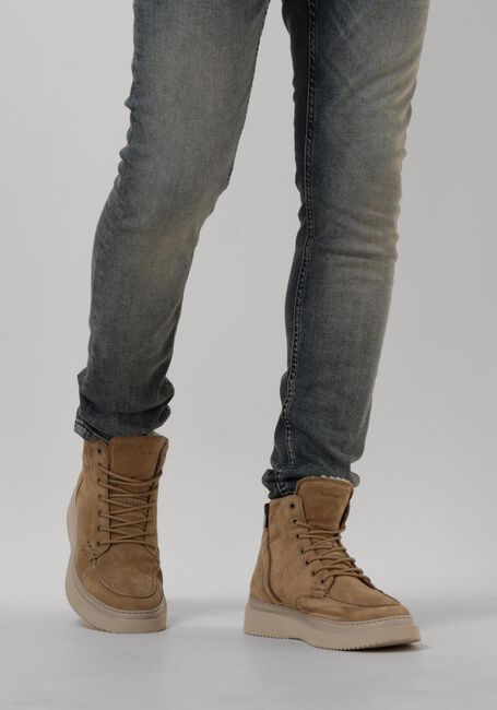 NUBIKK Bottines à lacets JONAH ARTIC FUR en taupe - large