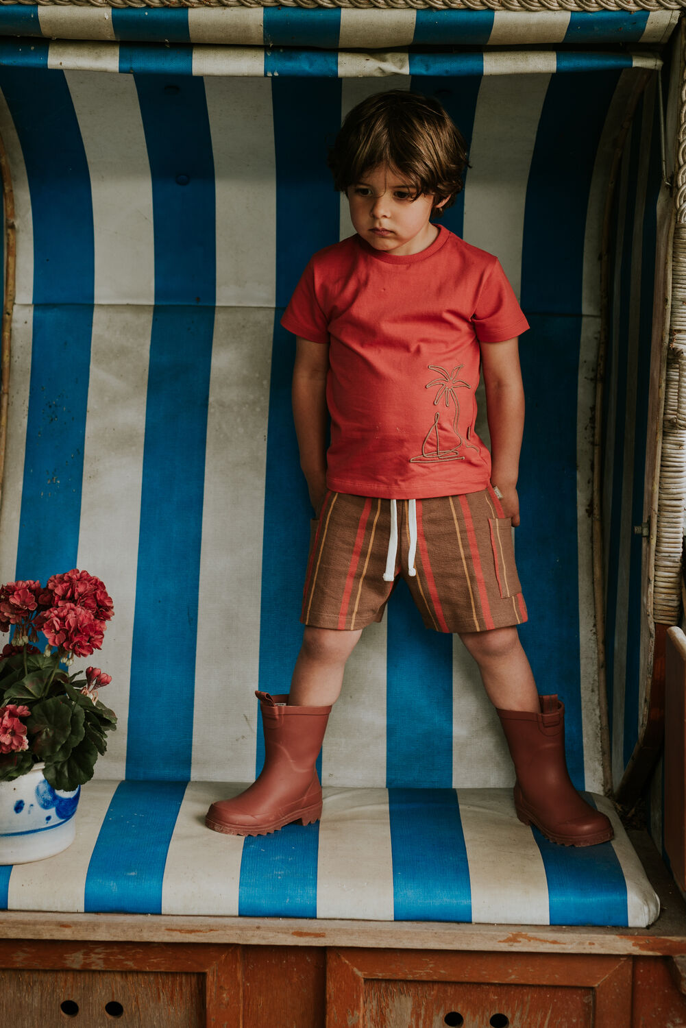 KOKO NOKO Pantalon courte N58865 en marron - large