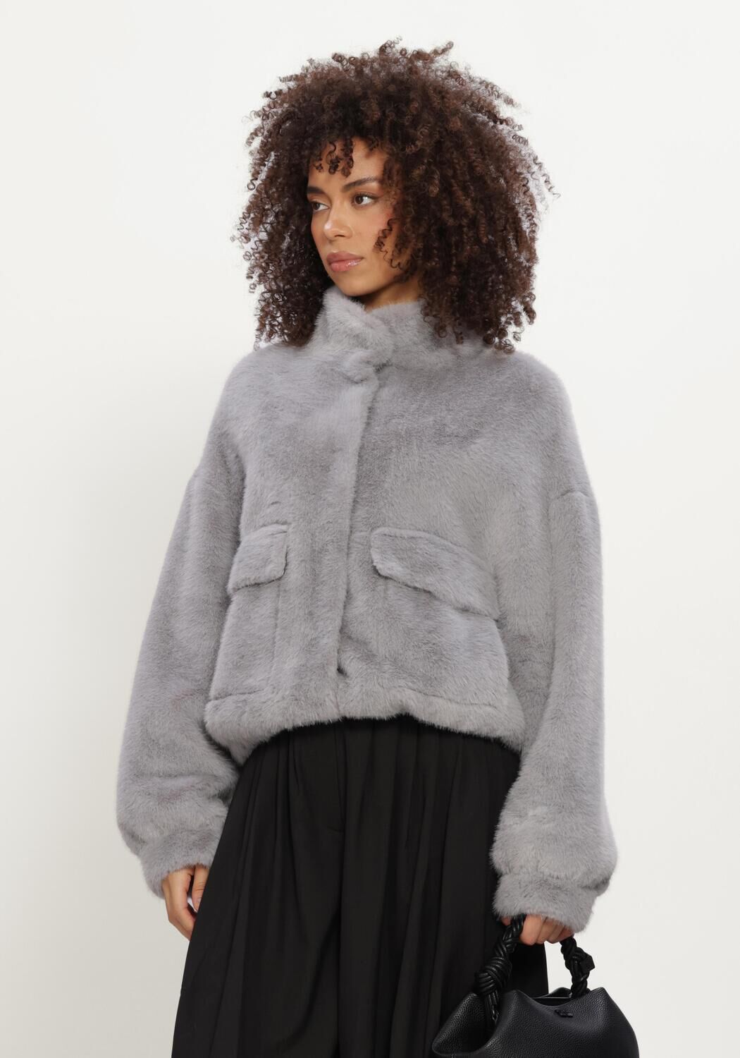 IBANA Manteau en fausse fourrure CHARLEY en gris - large
