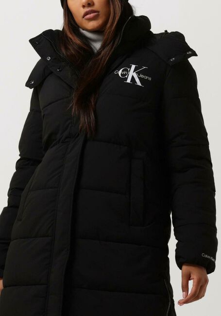 CALVIN KLEIN Veste matelassé MONOLOGO MW LONG PUFFER en noir - large