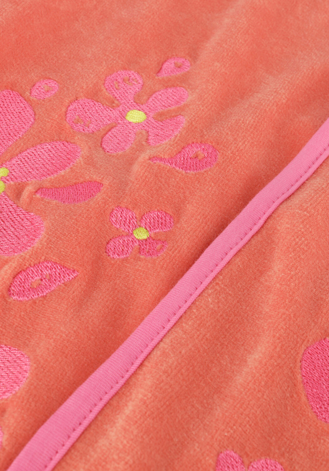 AMMEHOELA Gilet AM-EMMY-22 en rose - large