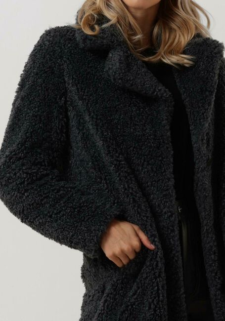 GIACOMO THE JACKET Manteau en fausse fourrure 6612576 en gris - large
