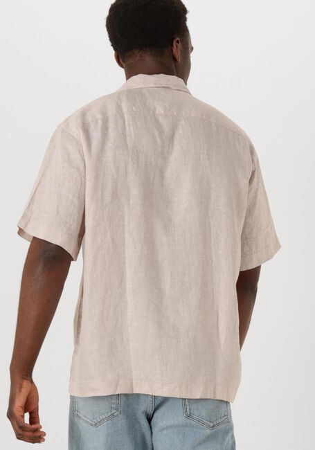 SELECTED HOMME Chemise décontracté SLHREGKYLIAN SS SHIRT RESORT en beige - large