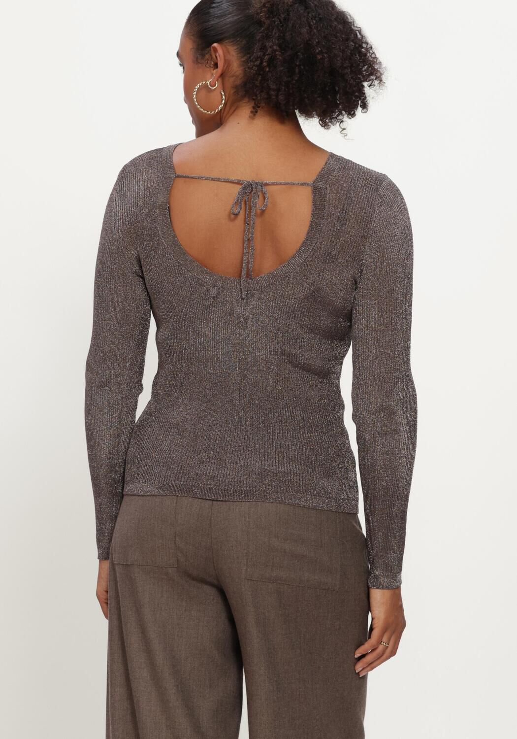 GESTUZ T-shirt SILVIGZ DEEP BACK BLOUSE en gris - large