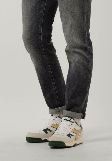 DIADORA Baskets basses WINNER SL en blanc - large