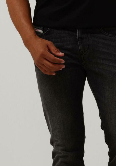 DIESEL Slim fit jeans 2019 D-STRUKT Gris foncé - large