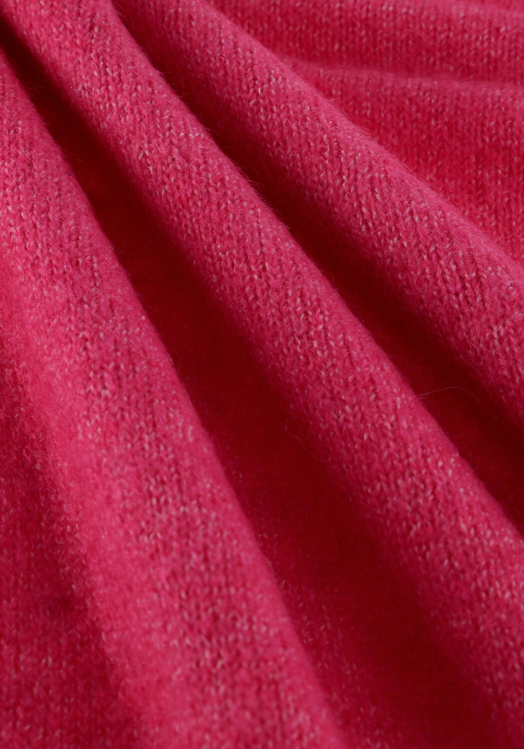 SELECTED WOMEN Robe midi SLFRENA LS HIGH NECK KNIT DRESS en rose - large