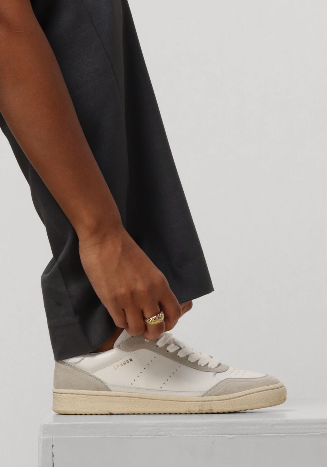 COPENHAGEN STUDIOS Baskets basses CPH255M en blanc - large