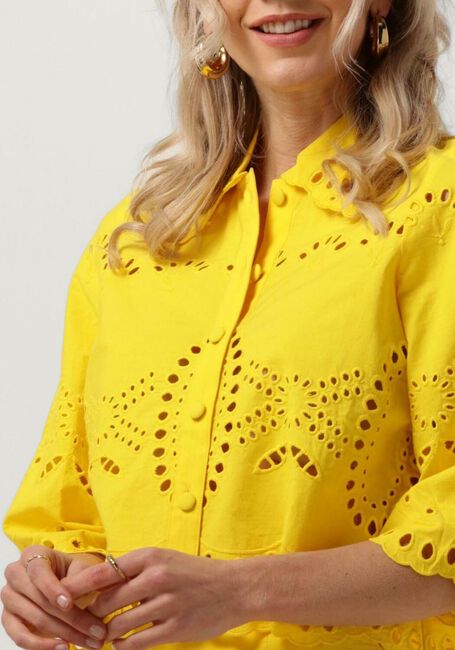IDANO QUINTO Blouses en jaune - large