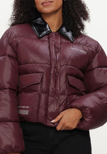 HAUTE L'AMITI&Eacute; CLIMB CROP POCKET JACKET Vestes en rouge - large