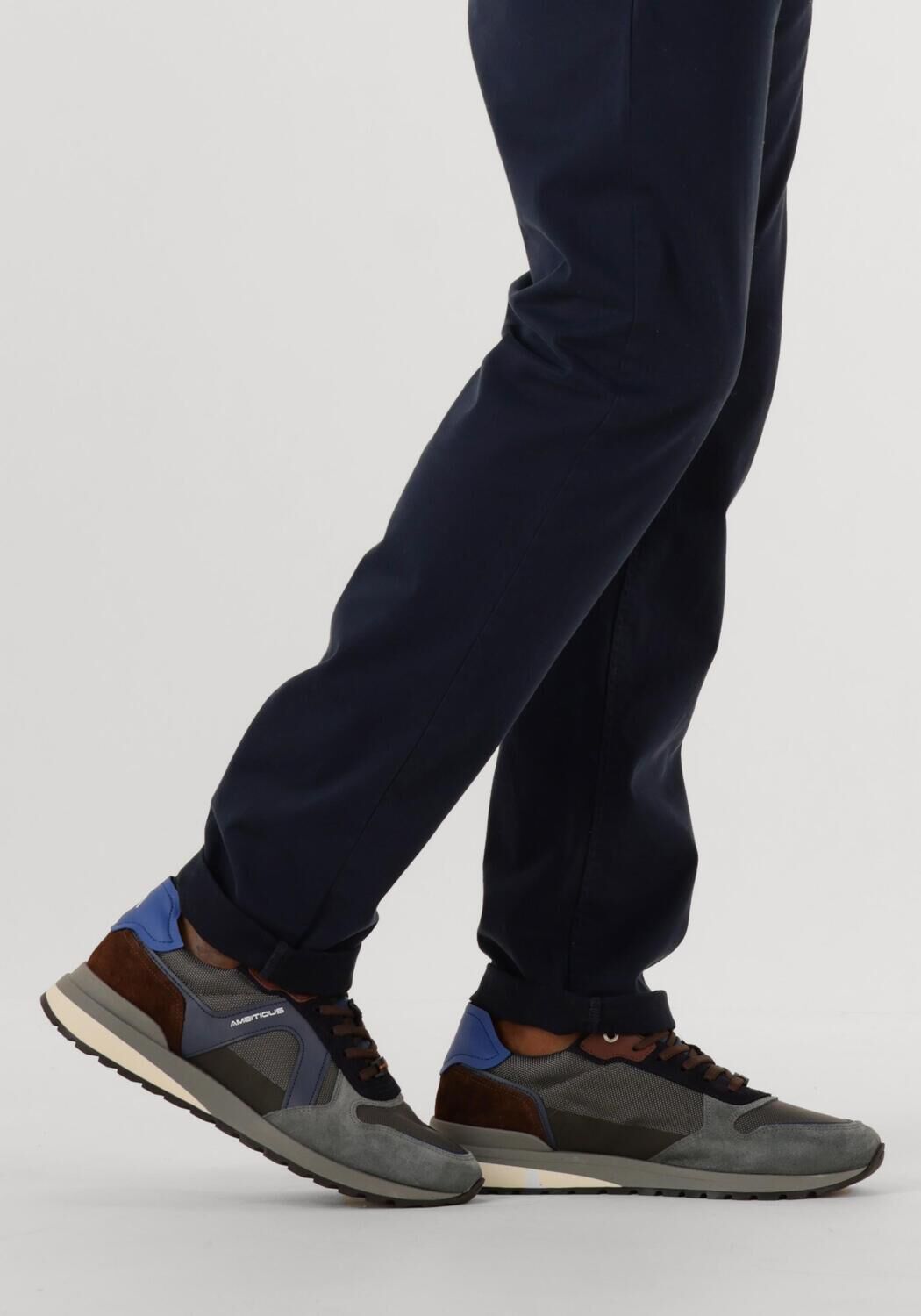 AMBITIOUS Baskets basses TEDDY en gris - large