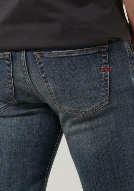 DIESEL Skinny jeans 1979 SLEENKER en bleu - large