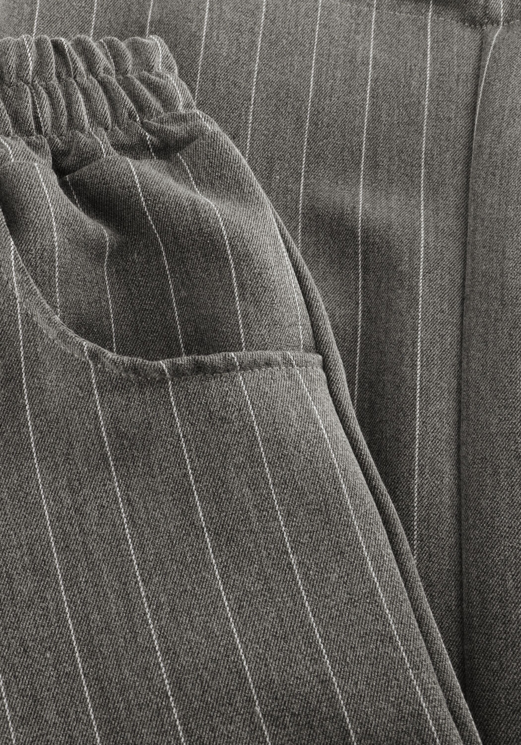 Salty Stitch Pantalon large PANTALON en gris - large