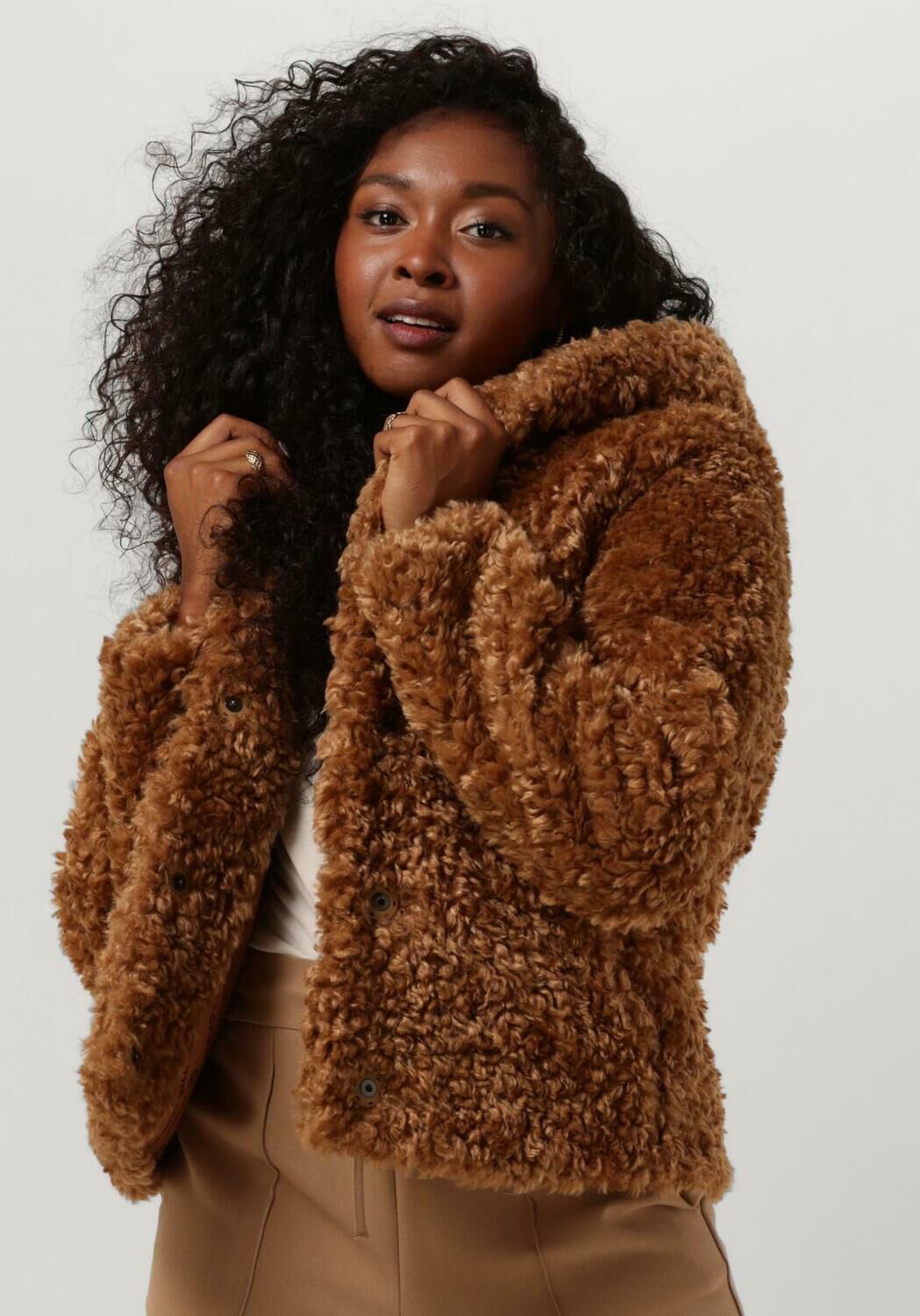 Manteau fourrure camel online