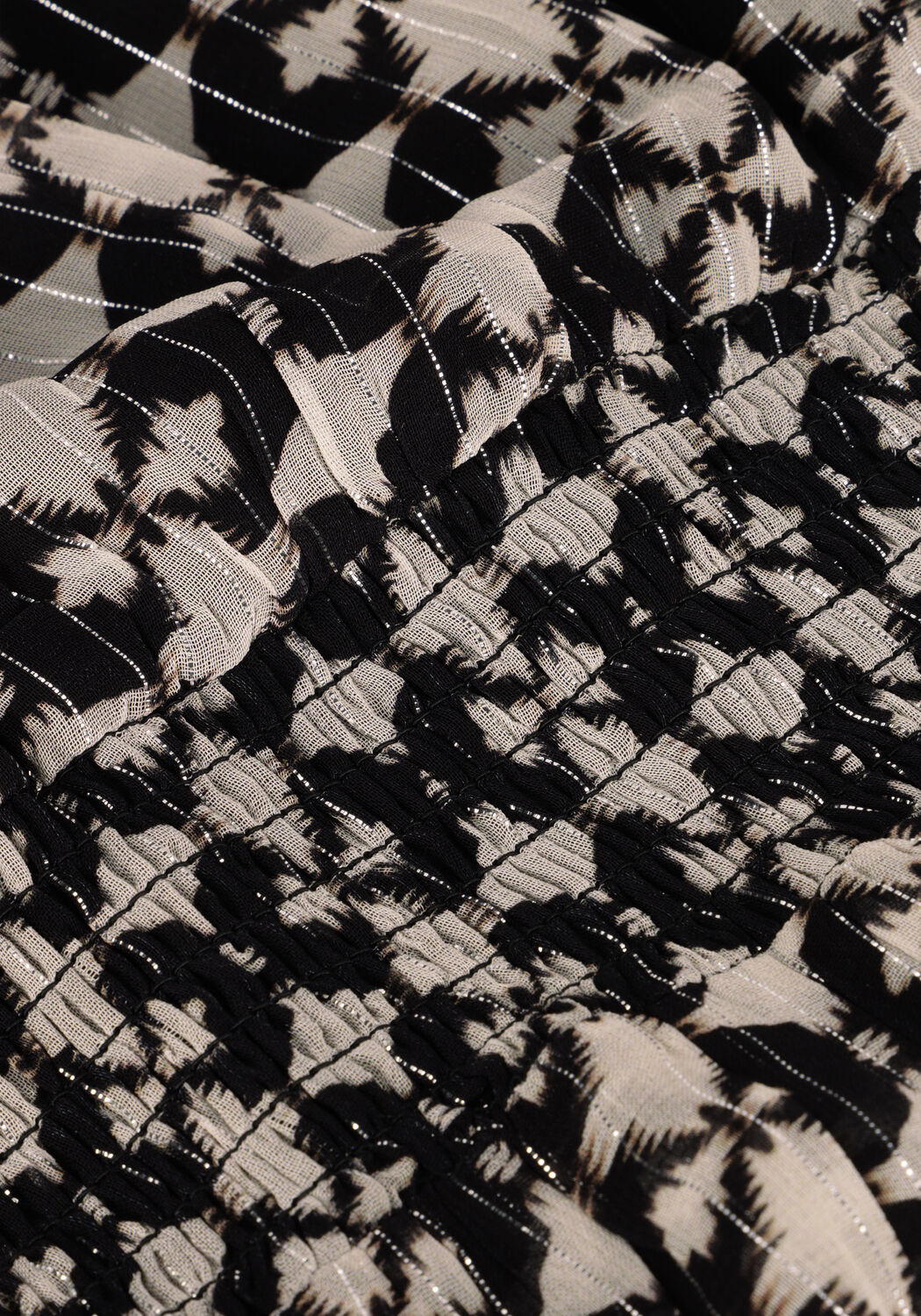 AAIKO Mini robe GABRY IKAT DOT VIS 515 en noir - large