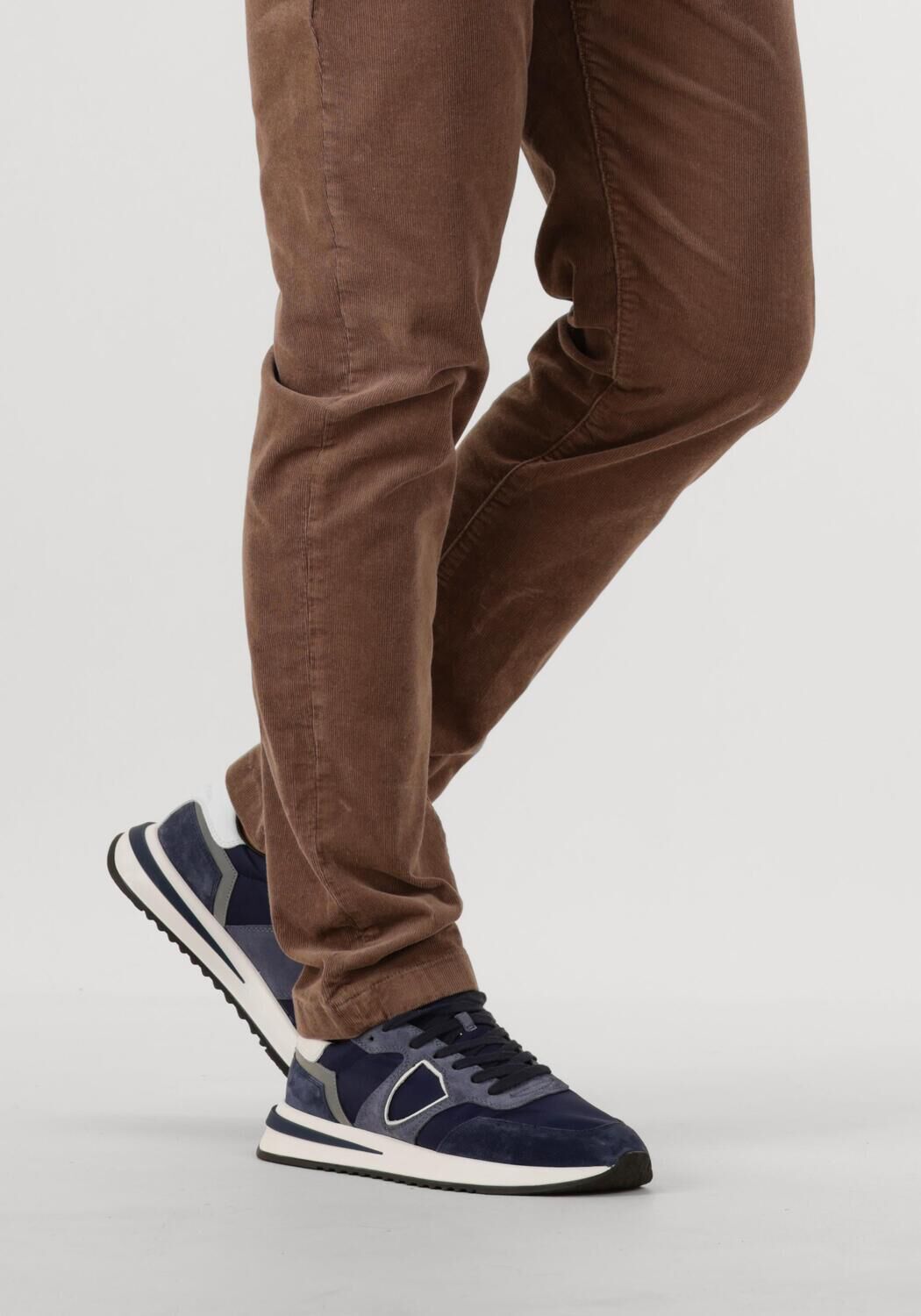 PHILIPPE MODEL Baskets basses TROPEZ 2.1 LOW MAN en bleu - large