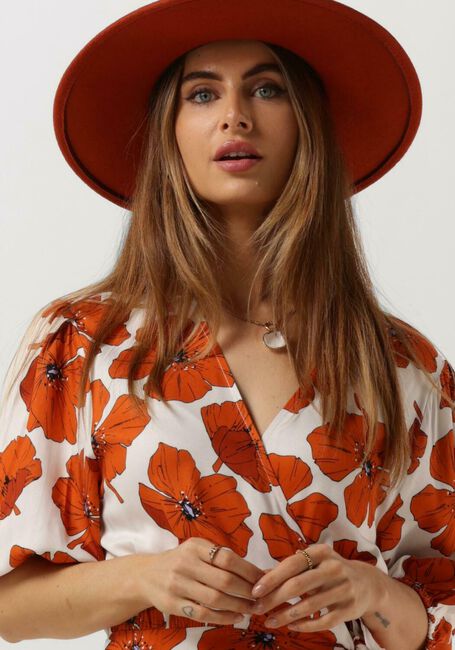 ANOTHER LABEL Robe maxi CAMILLE DRESS en orange - large