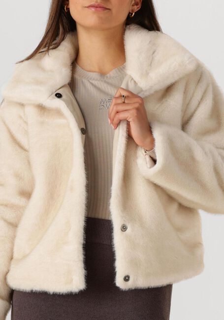 NUKUS Manteau en fausse fourrure PLEUN JACKET Écru - large