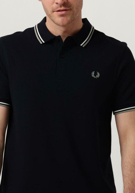FRED PERRY Polo TWIN TIPPED FRED PERRY SHIRT Bleu fonc&eacute; - large