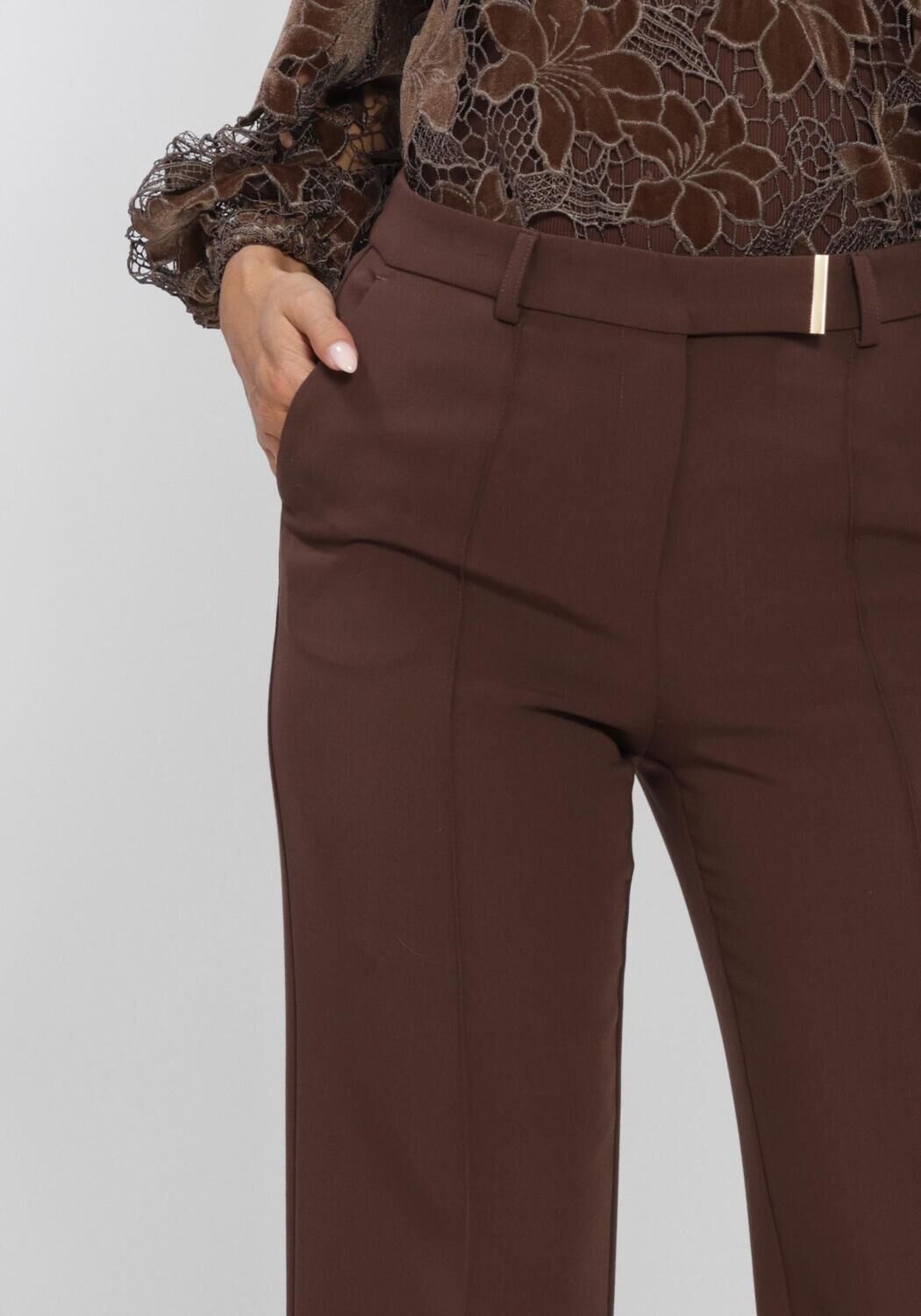 AAIKO Pantalon CHANTALLE RPES 345 en marron - large