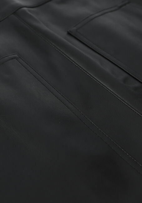 NA-KD Mini-jupe POCKET DETAIL PU SKIRT en noir - large