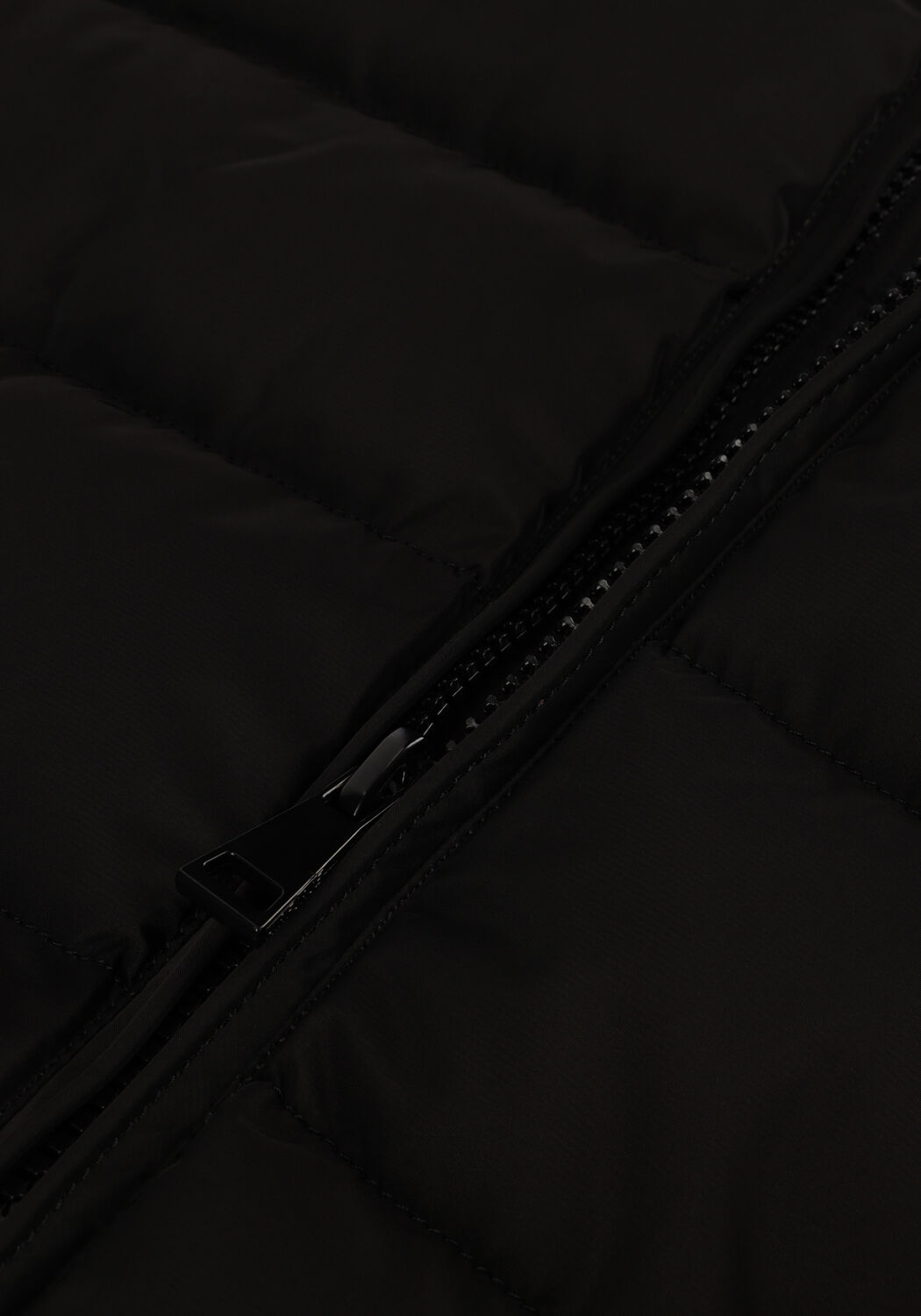 AIRFORCE Veste matelass&eacute; FRG0622 en noir - large