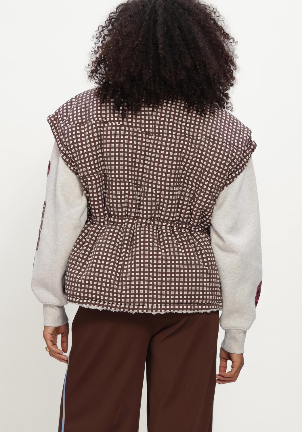 POM AMSTERDAM Veste sans manches GLEN BROWN CHECK en marron - large