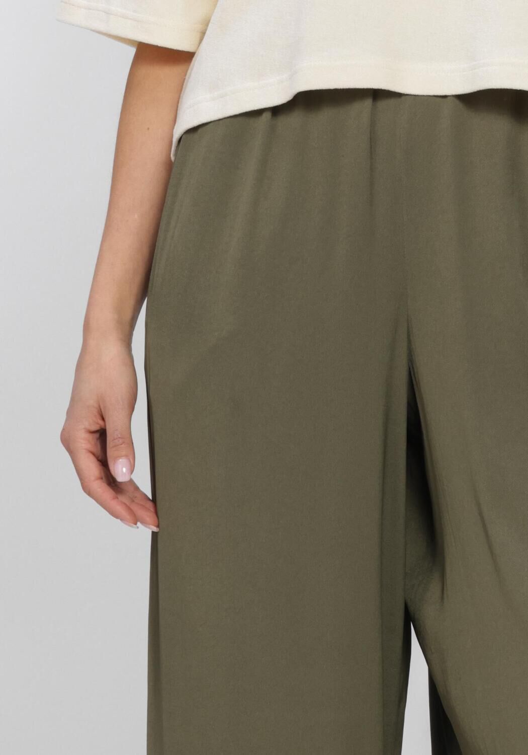 DRYKORN Pantalon large TWEEZER en vert - large