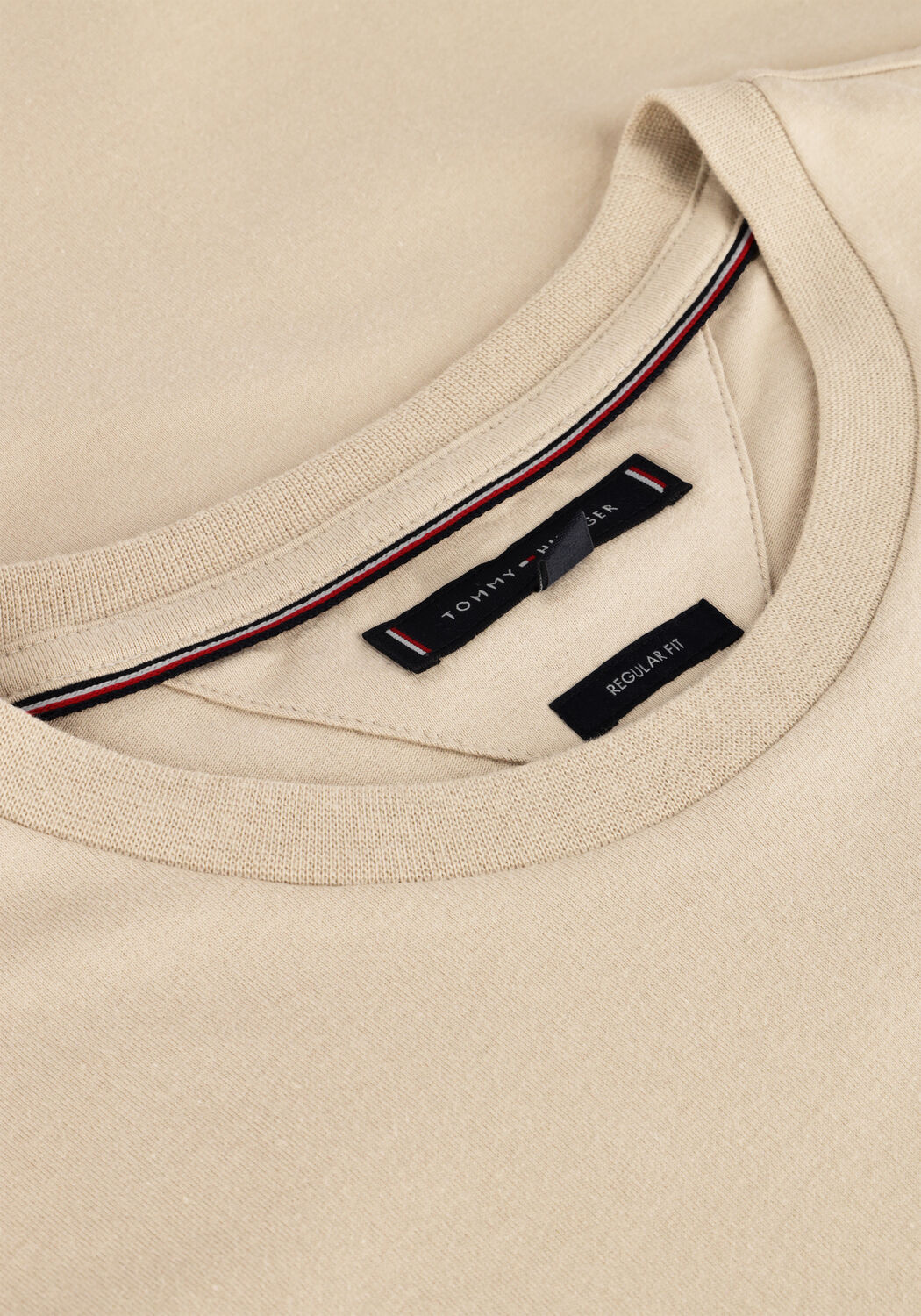 TOMMY HILFIGER T-shirt ESS SEASONAL REG FIT SOLID TEE Sable - large