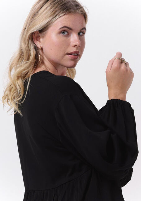 MINIMUM LILASA 9611 Blouses en noir - large