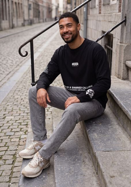 PURE PATH T-shirt UNITED LONGSLEEVE en noir - large