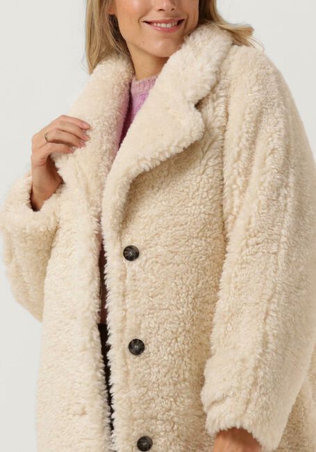 Ecru BEAUMONT Teddy jas TEDDY STATEMENT COAT - large